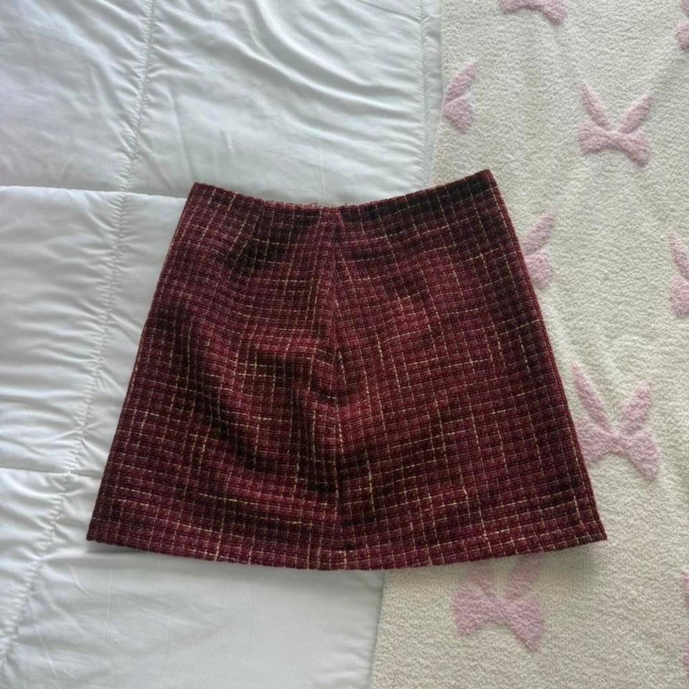 black and gold sparkly plaid‎ skirt
